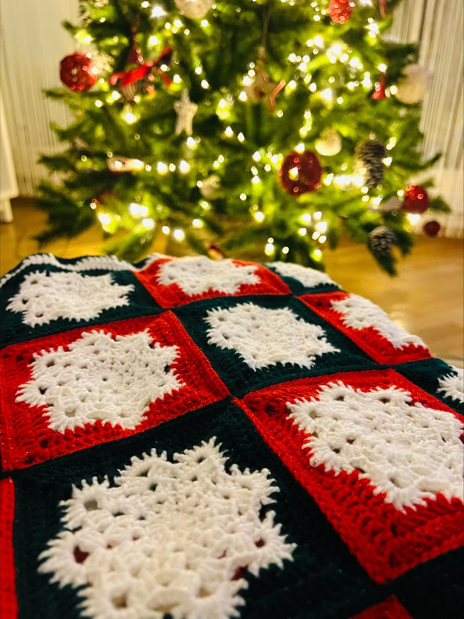 Christmas Snowflakes Blanket