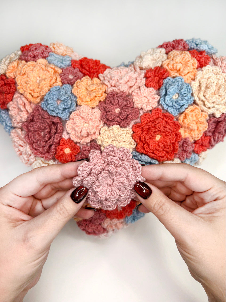 Heart embroideryパッドinアメスリタン Amazon.com: OWENIE Valentines Day Heart Placemats Set of 6
