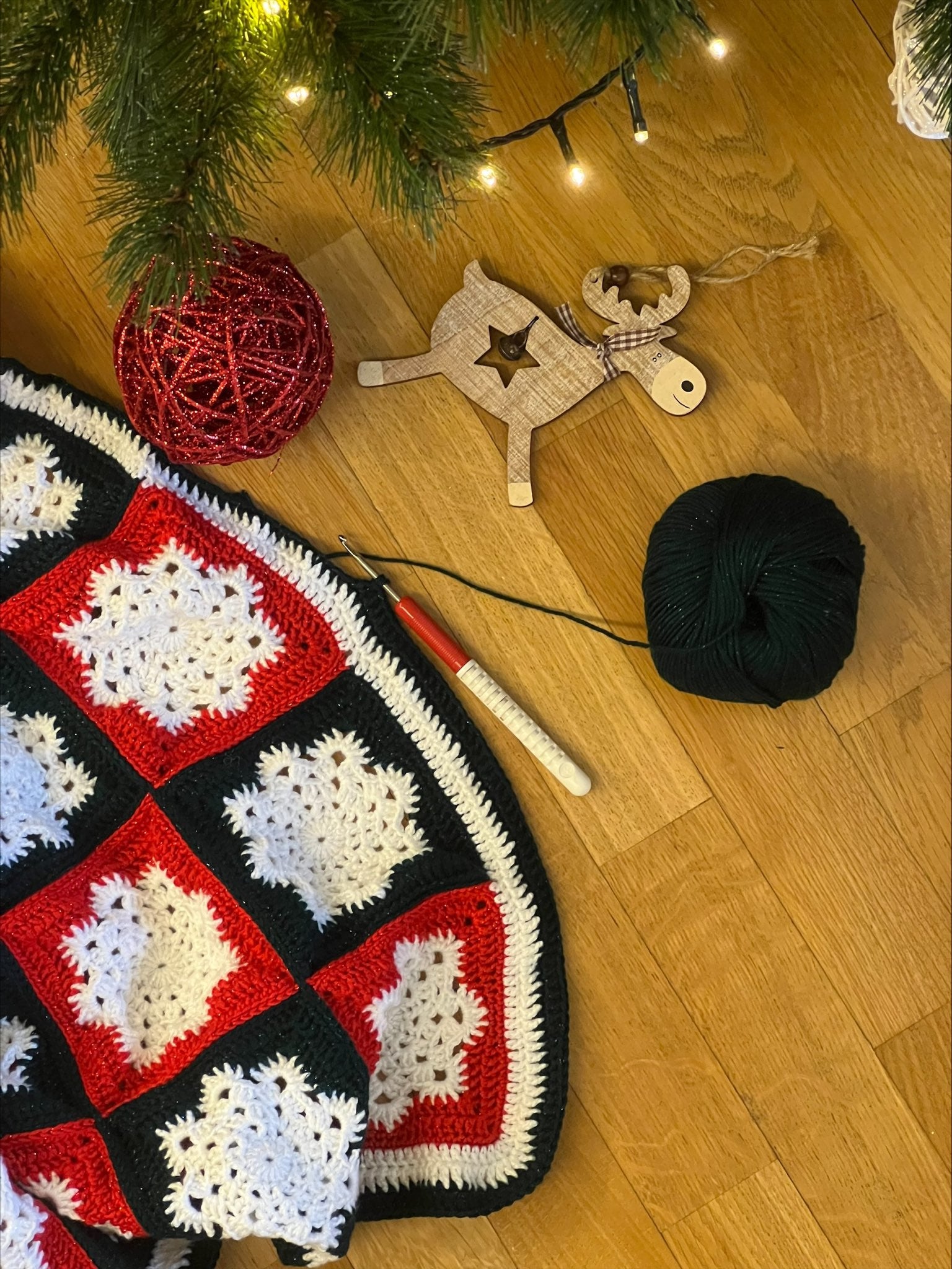 Christmas Snowflakes Blanket