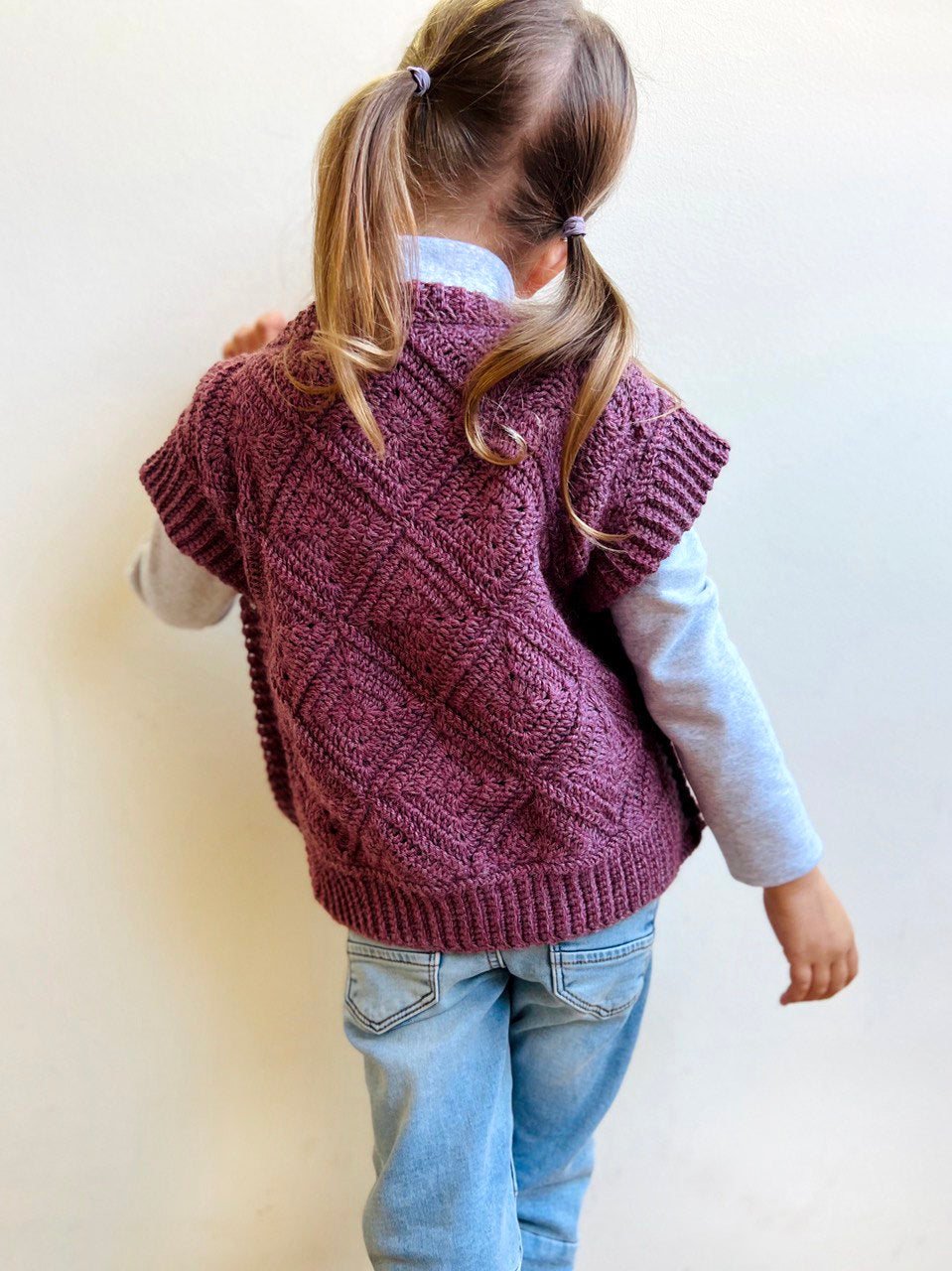 Snowrose Vest