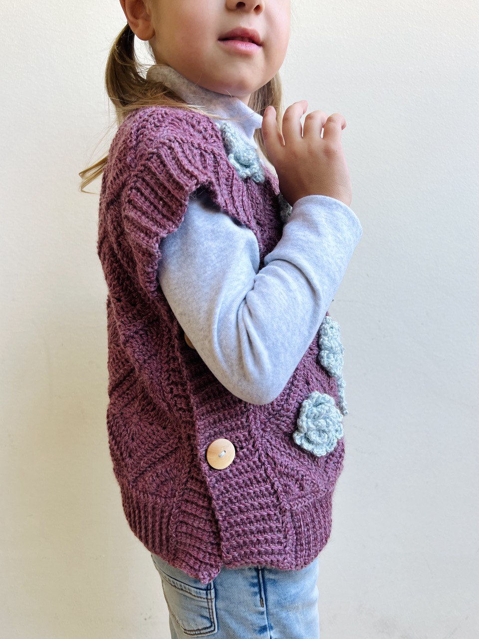Snowrose Vest