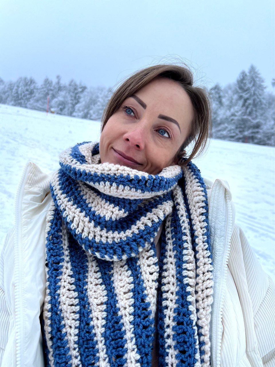 Frostline Scarf