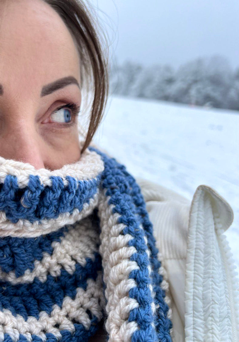 Frostline Scarf