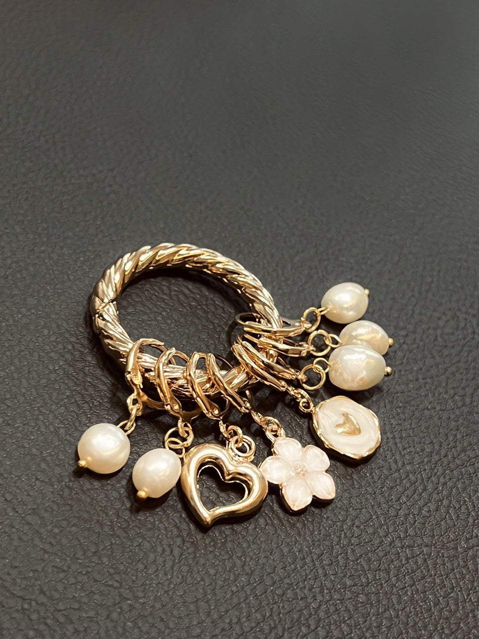 White Blossom Stitch Markers Set of 8 with Holder