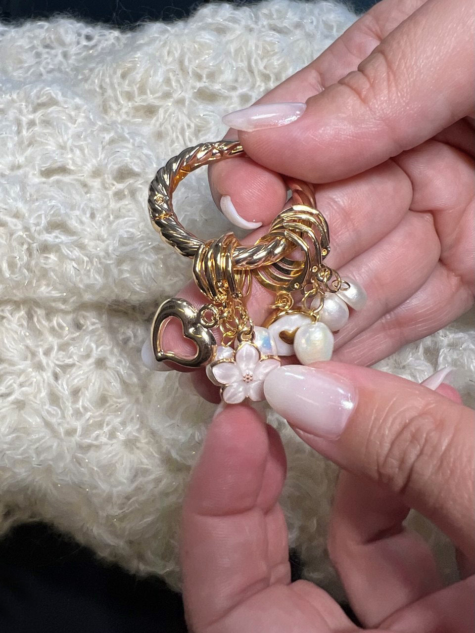 White Blossom Stitch Markers Set of 8 with Holder