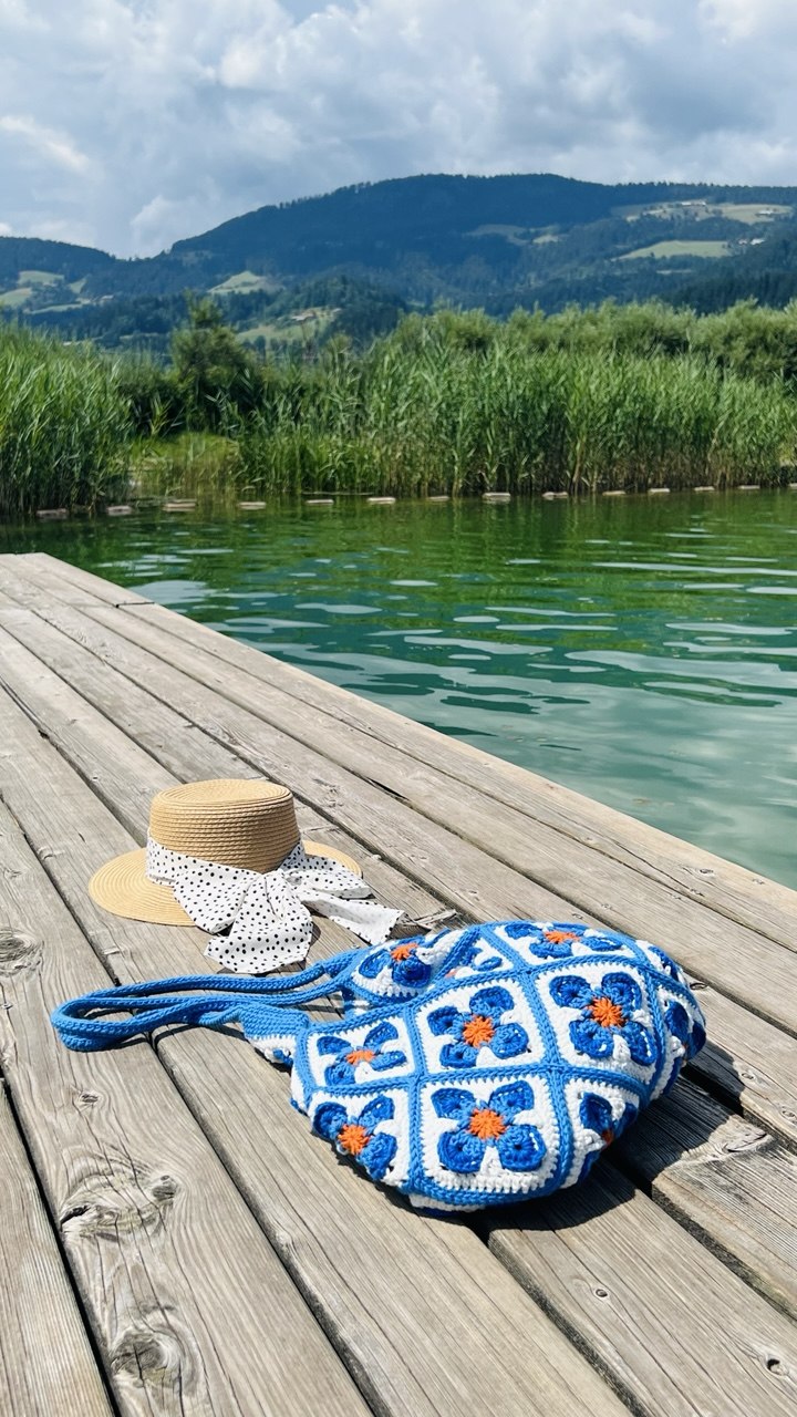 3-in-1 Azulejo Granny Square Bag