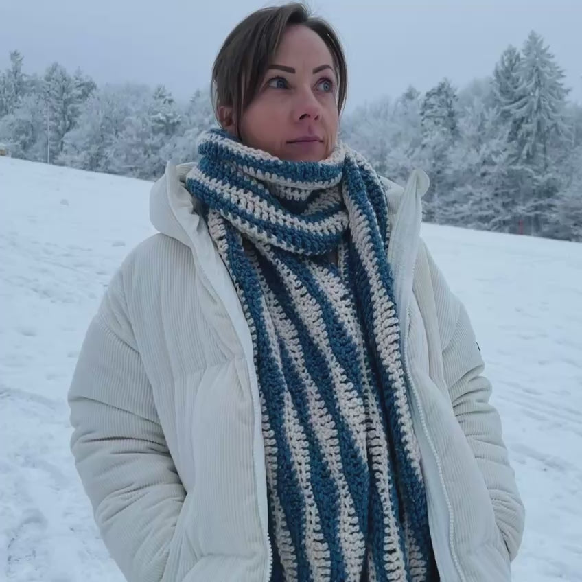 Frostline Scarf